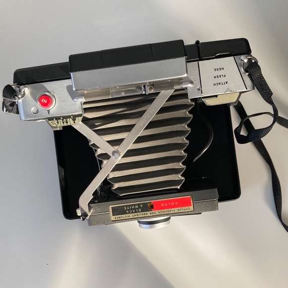 Polaroid Land Camera 101 Automatic - Picture 6 of 10